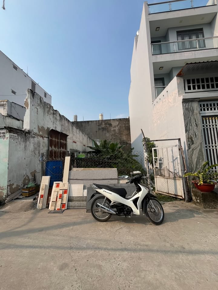 Đất thổ cư Quận 12 86.7m² giá 3.95 tỷ - Đường xe hơi rộng rãi