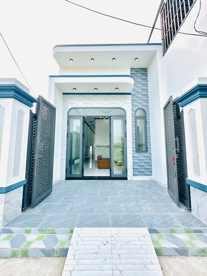 Nhà cấp 4 Cần Giuộc 77m² giá 1.35 tỷ - Sổ hồng riêng, công chứng ngay!