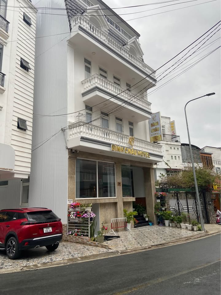 Khách sạn 6 tầng tại Đà Lạt 72m² giá 18.9 tỷ - Vị trí trung tâm, tiện ích đầy đủ!