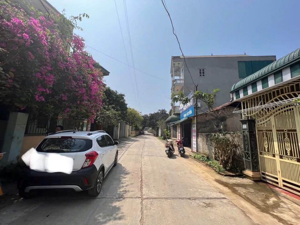 Lô đất Phường Thống Nhất, TP Hòa Bình 60m² giá 1.5 tỷ - Phong thủy đẹp, đầu tư sinh lời!