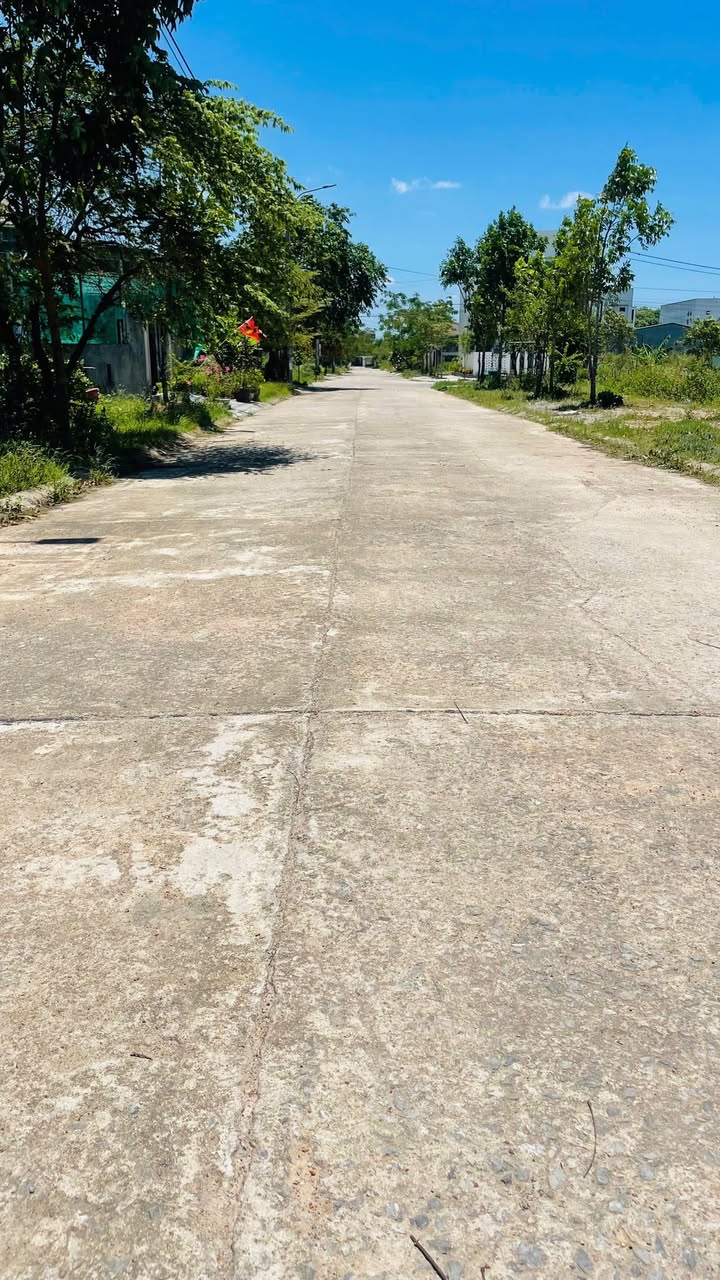 Đất KĐT Võ Thị Sáu Đông Hà 1400m² giá thỏa thuận - Mặt tiền 12m rộng rãi!