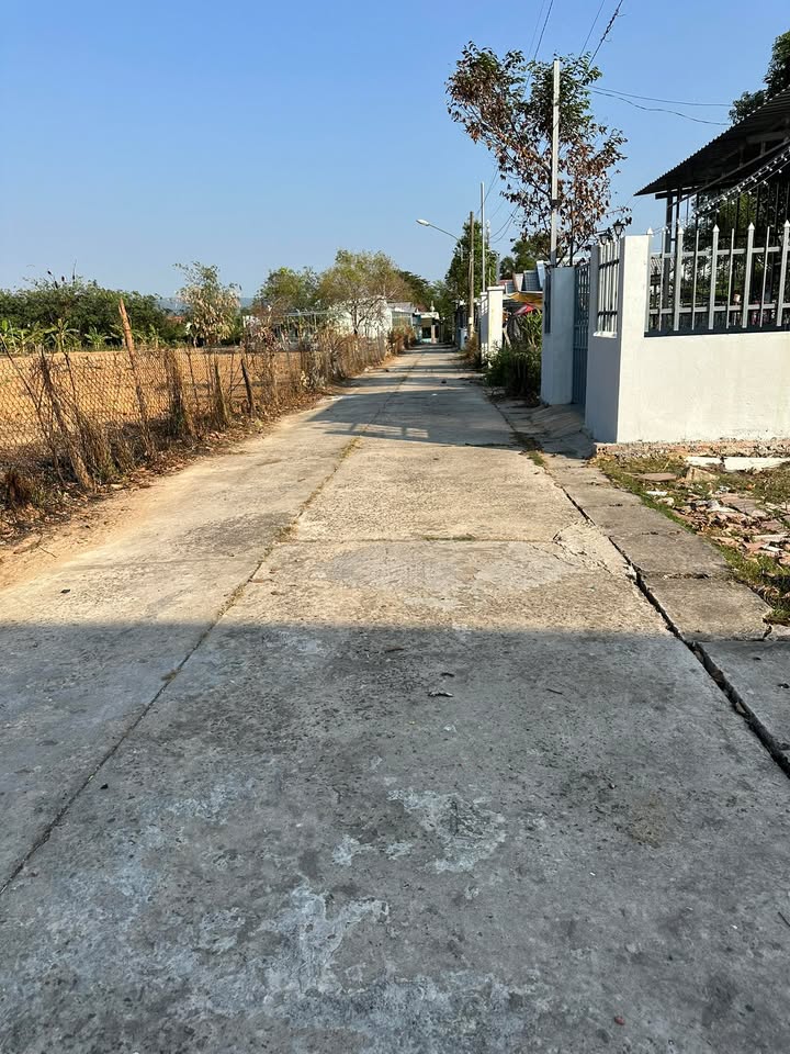 Đất nền ấp Cây Thông Trong 120m² giá 750 triệu - Sổ hồng chính chủ