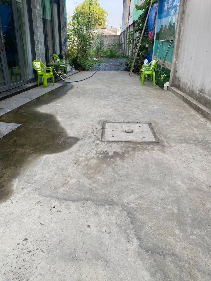 Nhà bán hẻm xe hơi xã Phước Vĩnh Đông 80m² giá 2.5 tỷ - Sổ hồng riêng, thiết kế hiện đại!