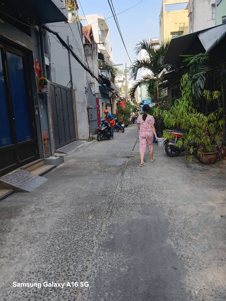 Nhà riêng Quận 11 50m² giá 7 tỷ - Tiện xây mới, pháp lý sạch!