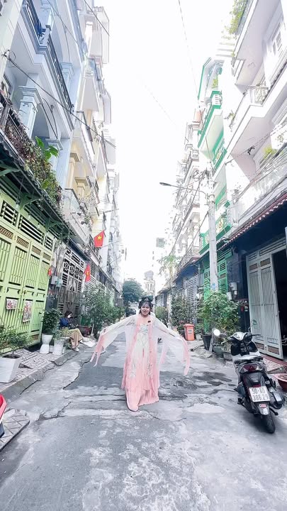 Nhà 3 Lầu Đường Lê Đình Cẩn, Bình Tân 56m² giá 6x tỷ - Cơ hội sở hữu nhà đẹp!