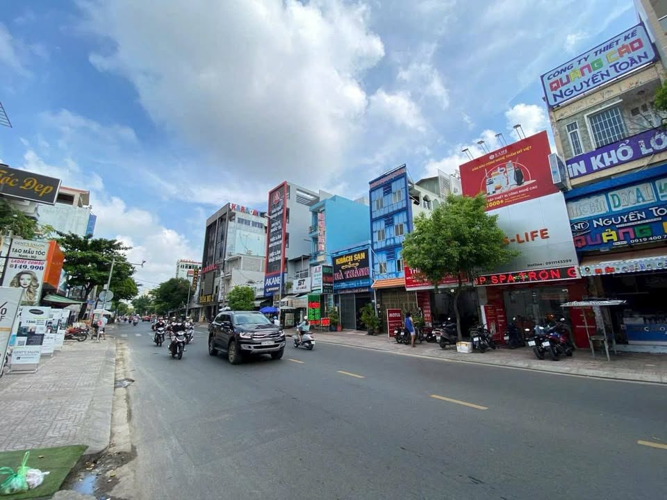 Nhà phố Gò Dầu, Tân Phú 64m² giá 16.5 tỷ - Vị trí đẹp, kinh doanh sầm uất!