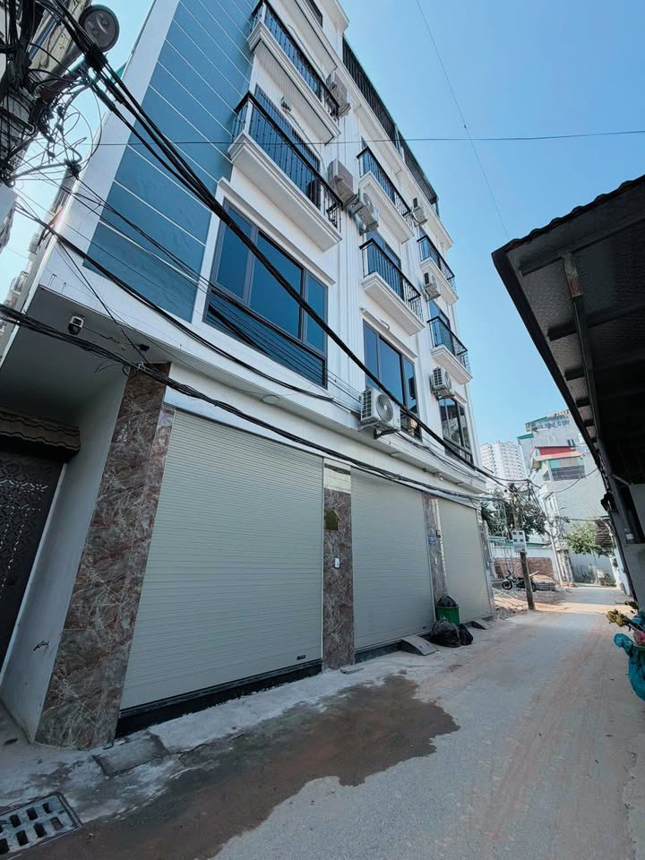 Nhà phố 5 tầng tại Hinode, 33m² giá 4 tỷ - Full nội thất, tiện ích đầy đủ!