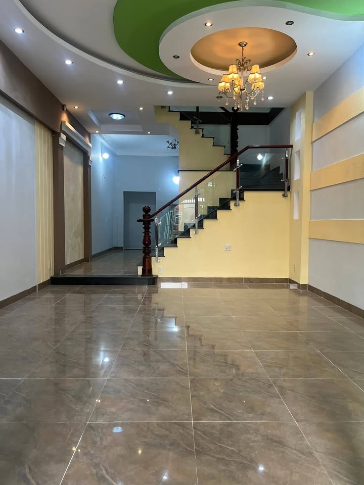 Nhà Đúc Thật 1 Trệt 1 Lầu 90m² Giá 4.899 Tỷ - Sổ Hồng Riêng Chính Chủ!