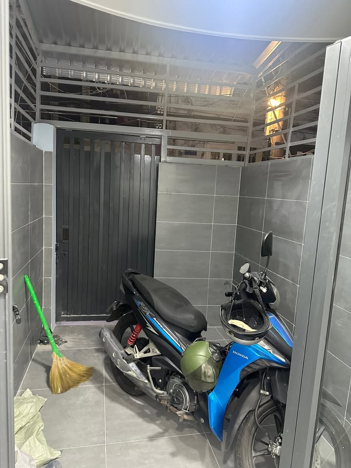 Nhà cho thuê 1 trệt 1 lầu Lưu Hữu Phước, Quận 8 - Nhà mới sửa, chỉ 4.5 triệu/tháng!