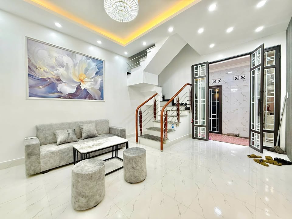 Nhà 3 tầng phố Cát Cụt, Hải Phòng 30m² giá 2.39 tỷ - Hỗ trợ vay ngân hàng!