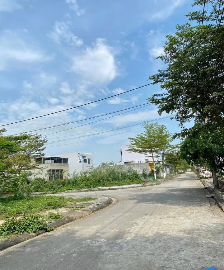 Bán đất Hương An, Phú Xuân 126m² giá 1 tỷ - Môi trường sống xanh lý tưởng!