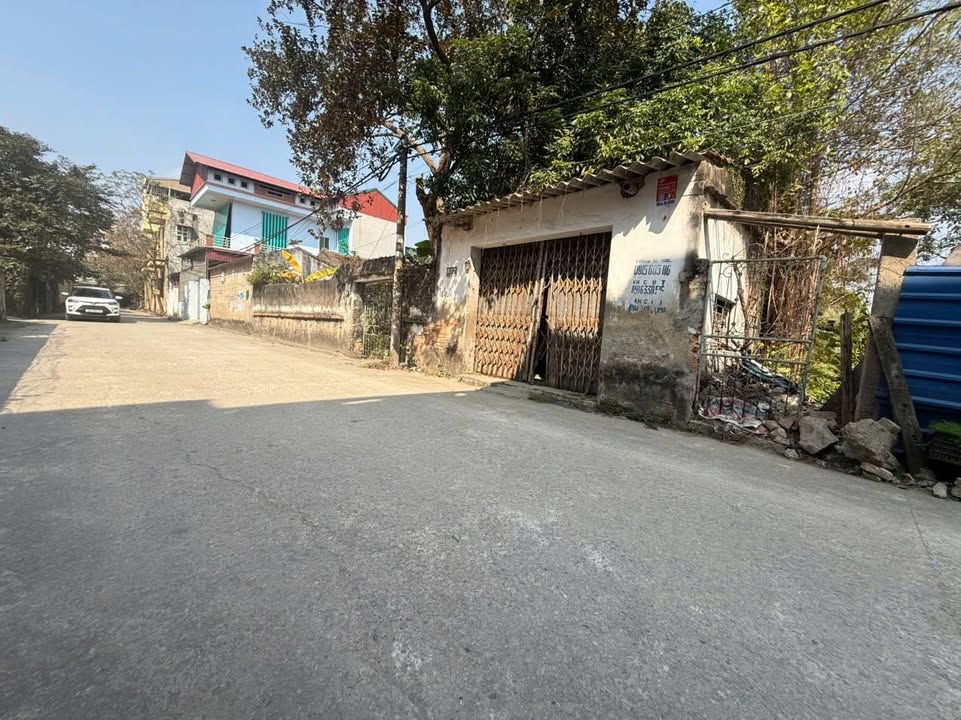 Đất nền Phố 5, Quảng Hưng 105m² giá 1.8 tỷ - Đường rộng, oto tránh thoải mái!