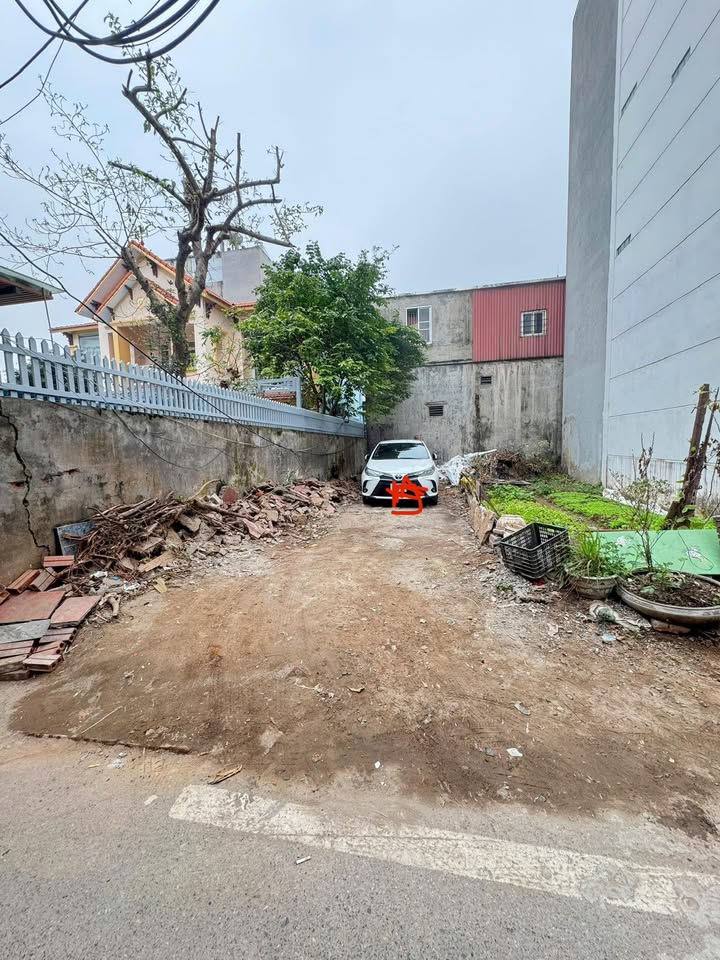 Đất nền tại Đàm Quang Trung, Long Biên 53m² - Vị trí đắc địa, thuận tiện cho mọi nhu cầu!