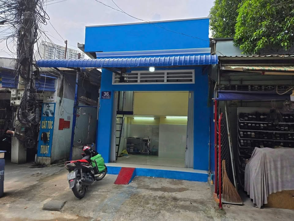 Kiosk cho thuê ngay chợ Việt Lập, Dĩ An 20m² - Phù hợp buôn bán và ở lại!