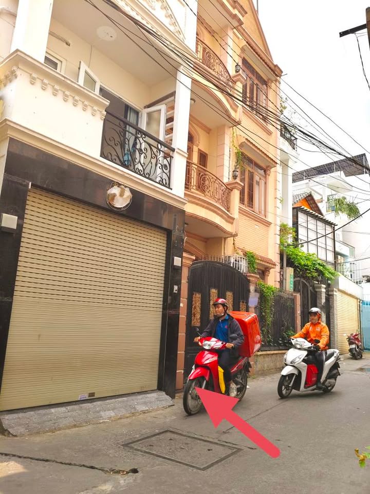 Nhà riêng Khu VIP Đoàn Thị Điểm, Phú Nhuận 32m² giá 6.5 tỷ - Sổ hồng chính chủ!