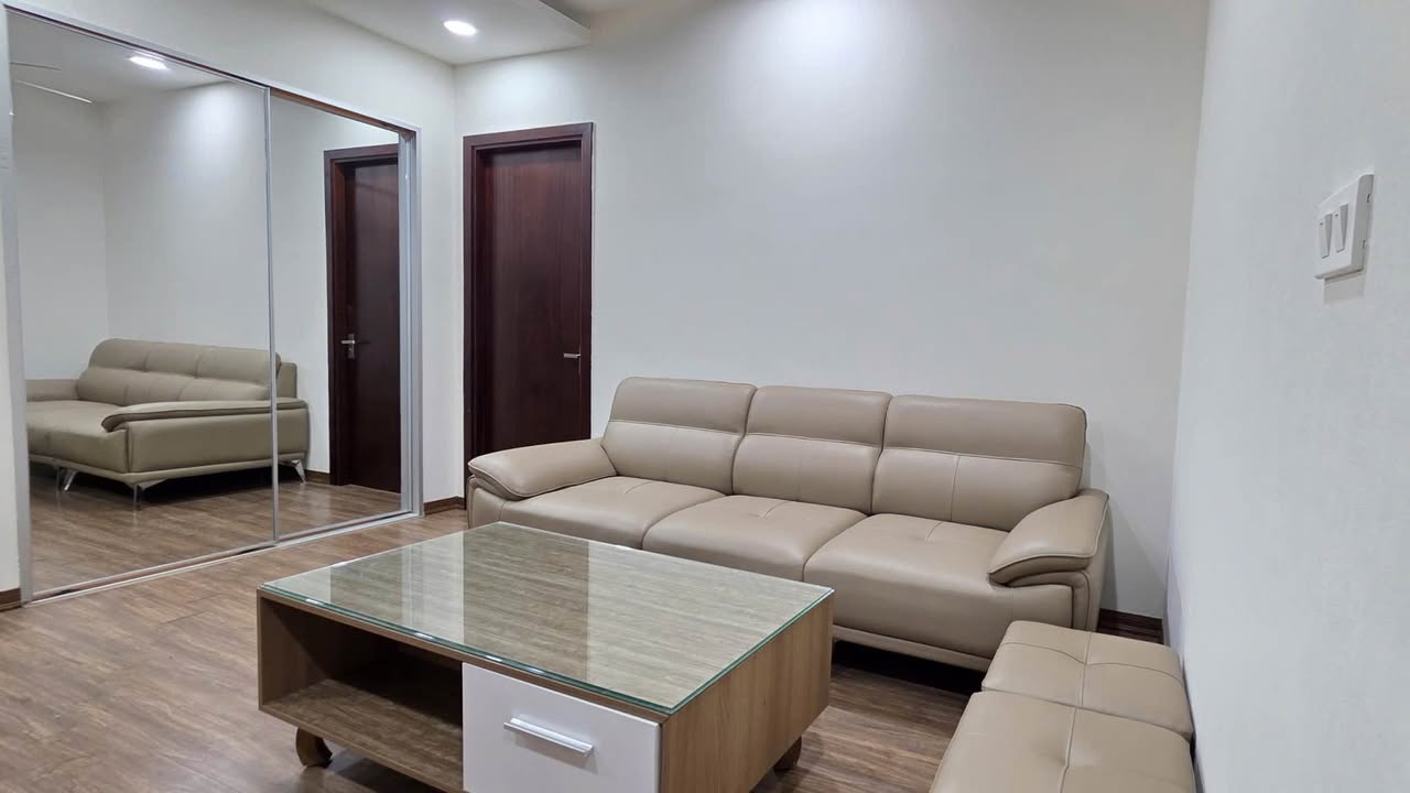 Căn hộ Royal 2PN Phường 5 Quận 8 giá 3.6 tỷ - Full nội thất sang trọng!