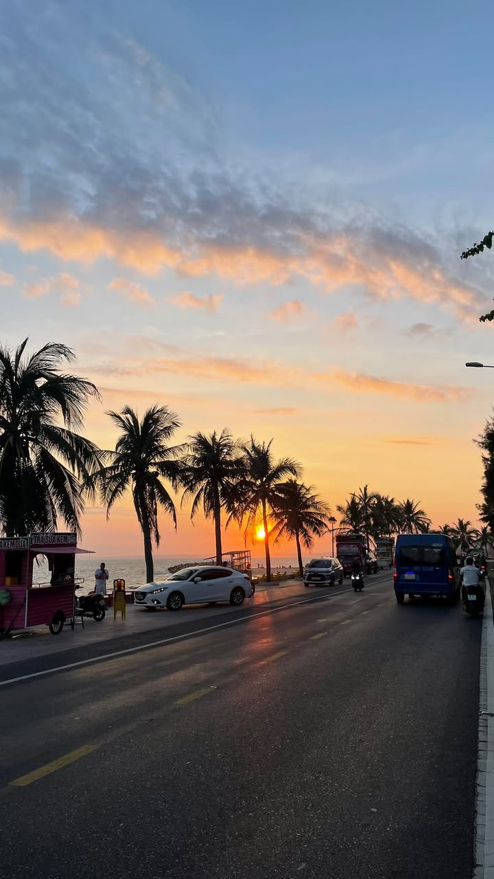 Đất thổ cư 210m² mặt biển Hàm Tiến, Mũi Né giá 8.8 tỷ - Cơ hội đầu tư hấp dẫn!