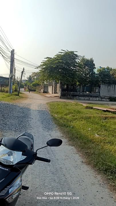 Đất thổ cư 160m² tại Đường 823D, Xã Hòa Khánh Đông, chỉ 1.05 tỷ - Cơ hội đầu tư tuyệt vời!