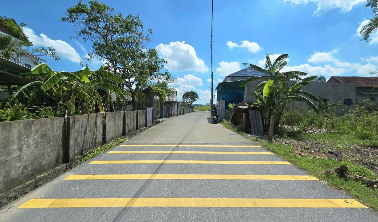 Đất nền Tổ 13 Thị Trấn Thạch Hà 166m² giá 1.7 tỷ - Vị trí đắc địa cho tương lai!