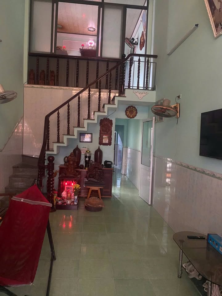 Nhà hẻm ô tô Võ Văn Dũng, Quy Nhơn 81m² giá 3.9 tỷ - Sổ đỏ chính chủ sang tên nhanh chóng!