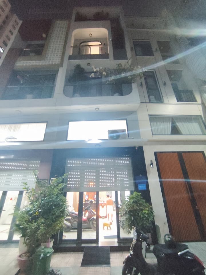 Nhà phố 5 tầng đường số 4, Bình Hưng Hòa A, 55m² giá 7.2 tỷ - Ô tô vào nhà thoải mái!