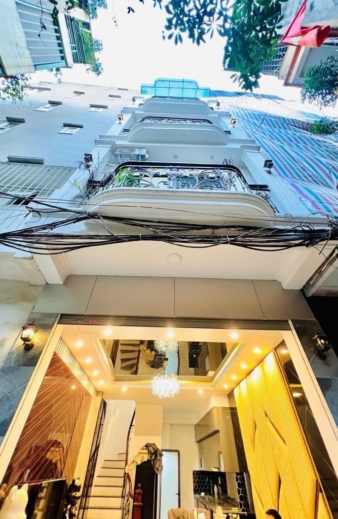 Nhà phố Nguyễn Lân - Lê Trọng Tấn 35m² giá 12 tỷ - Ô tô đỗ cửa, tiện ích xung quanh!