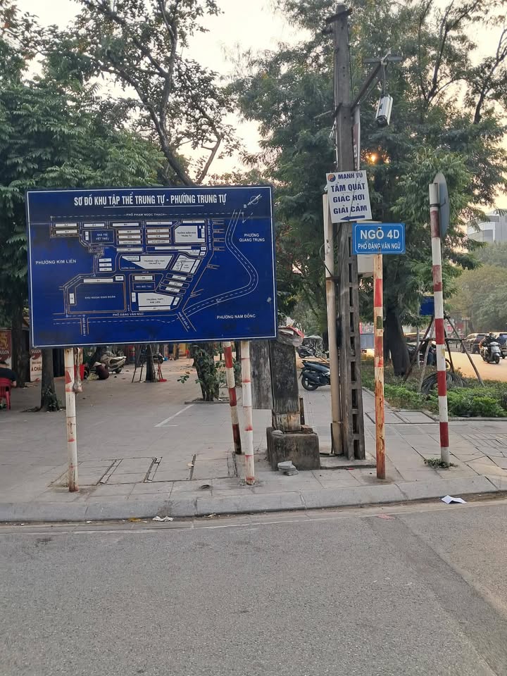 Căn hộ tập thể Đặng Văn Ngữ 50m² giá 4.5 tỷ - Đầu tư lý tưởng tại quận Đống Đa!