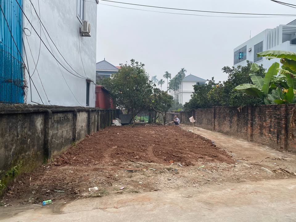 Đất lô góc Sài Sơn 88m² giá 4.488 tỷ - Sổ hồng chính chủ, vị trí đắc địa!