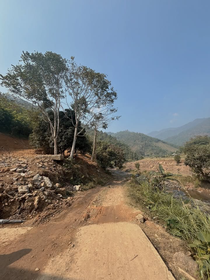 Đất nền Thượng Tiến, Kim Bôi 3000m² giá 3 tỷ - Vị trí đắc địa gần thác