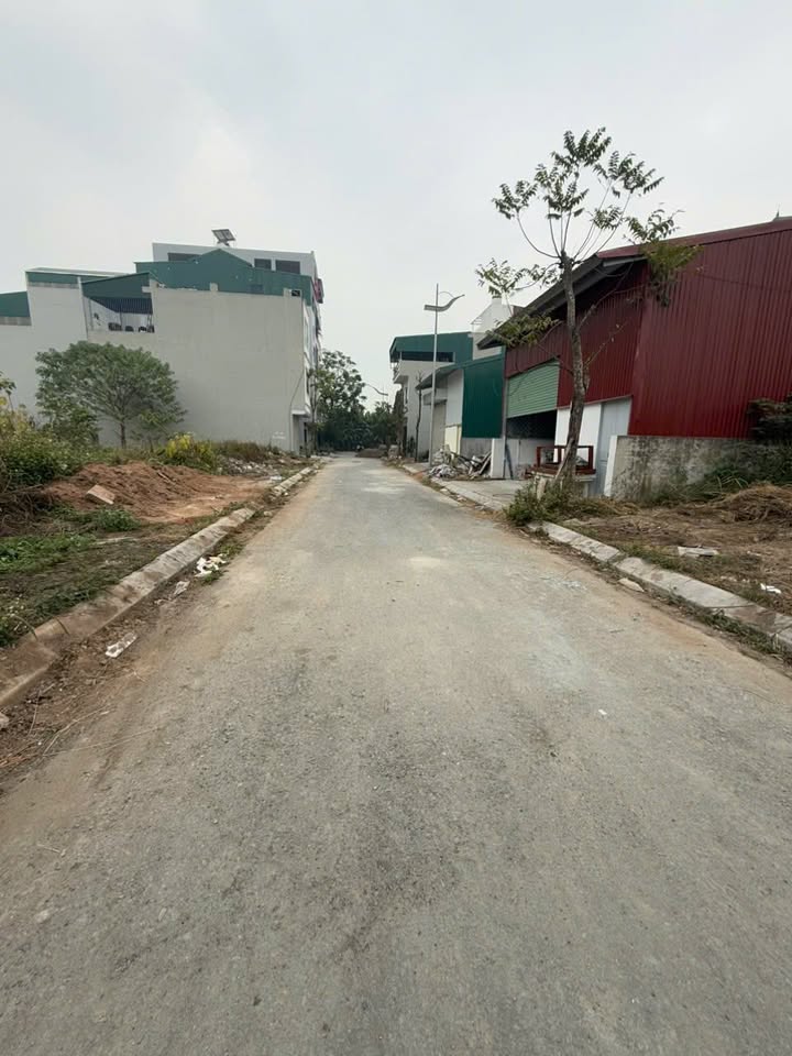 Kho cho thuê Đức Giang Long Biên 145m² giá 12 triệu - Phù hợp với mọi loại hình kinh doanh!