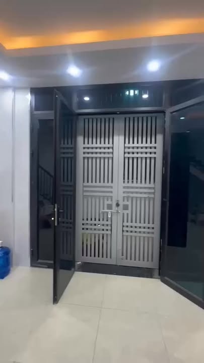 Nhà riêng ngõ nông Văn Hương, Đống Đa 86m² giá 6.99 tỷ - Sổ hồng chính chủ, sang tên ngay!