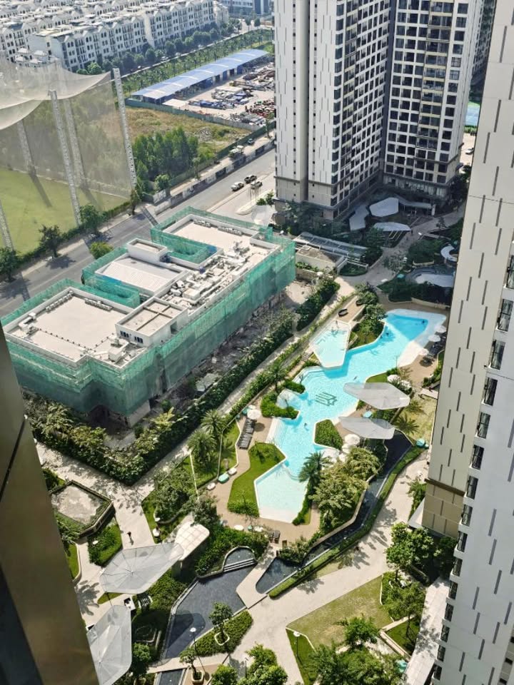 Căn hộ Vinhomes Grand Park 74m² giá 9 triệu - View hồ bơi đẹp, cho thuê ngay!