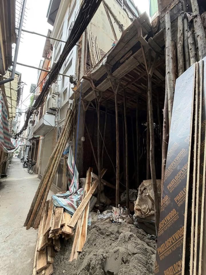 Nhà Tô Hiệu, Quận Hà Đông, 21.8m² - Tiện ích đầy đủ, giá thỏa thuận!