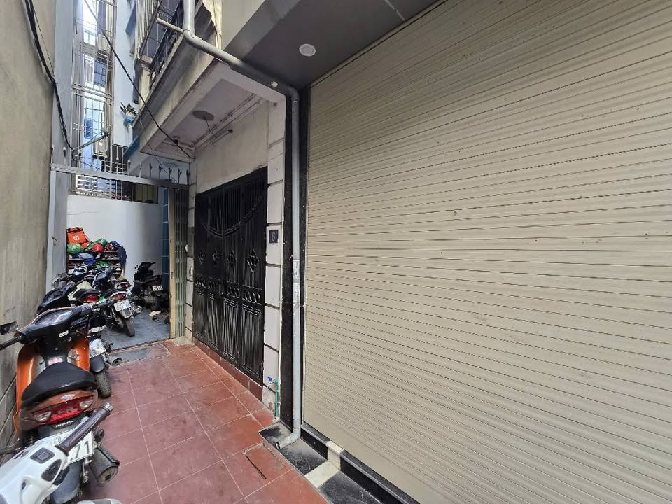 Nhà đẹp Triều Khúc 55m² giá 6.5 tỷ - Thiết kế hiện đại, sẵn sàng vào ở!