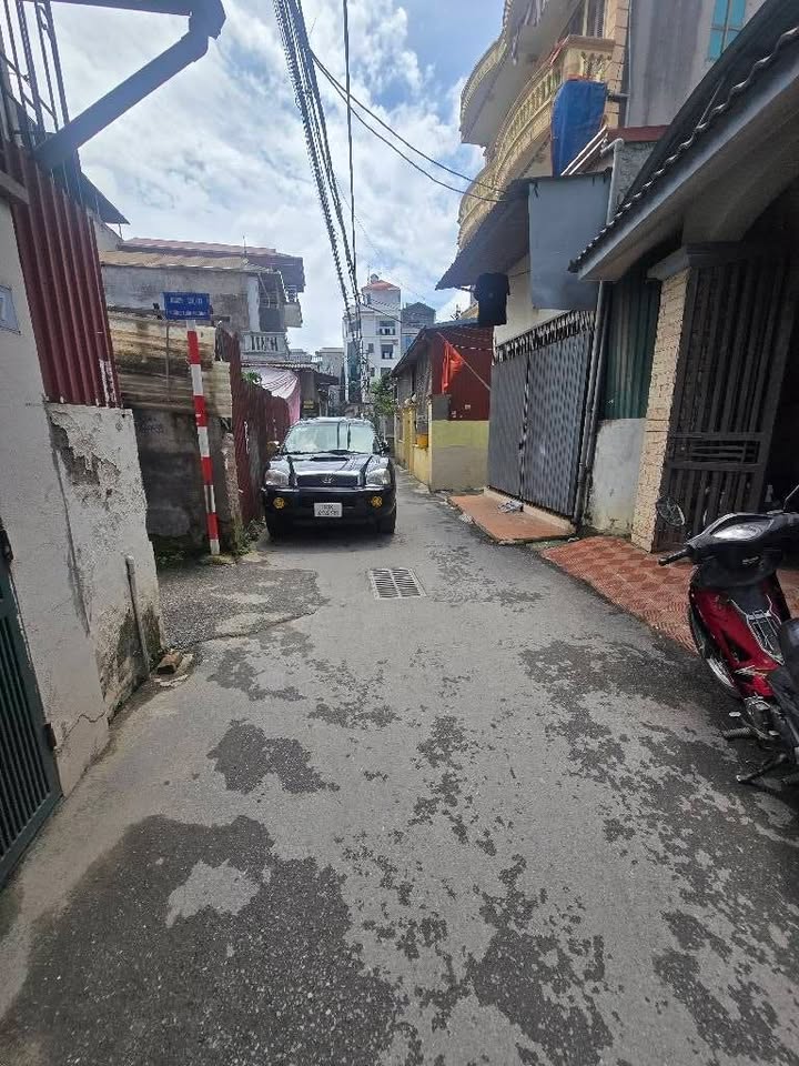 Nhà 4 tầng Phúc Đồng, 80m² giá 11.8 tỷ - Lô góc thông thoáng, ô tô qua nhà!