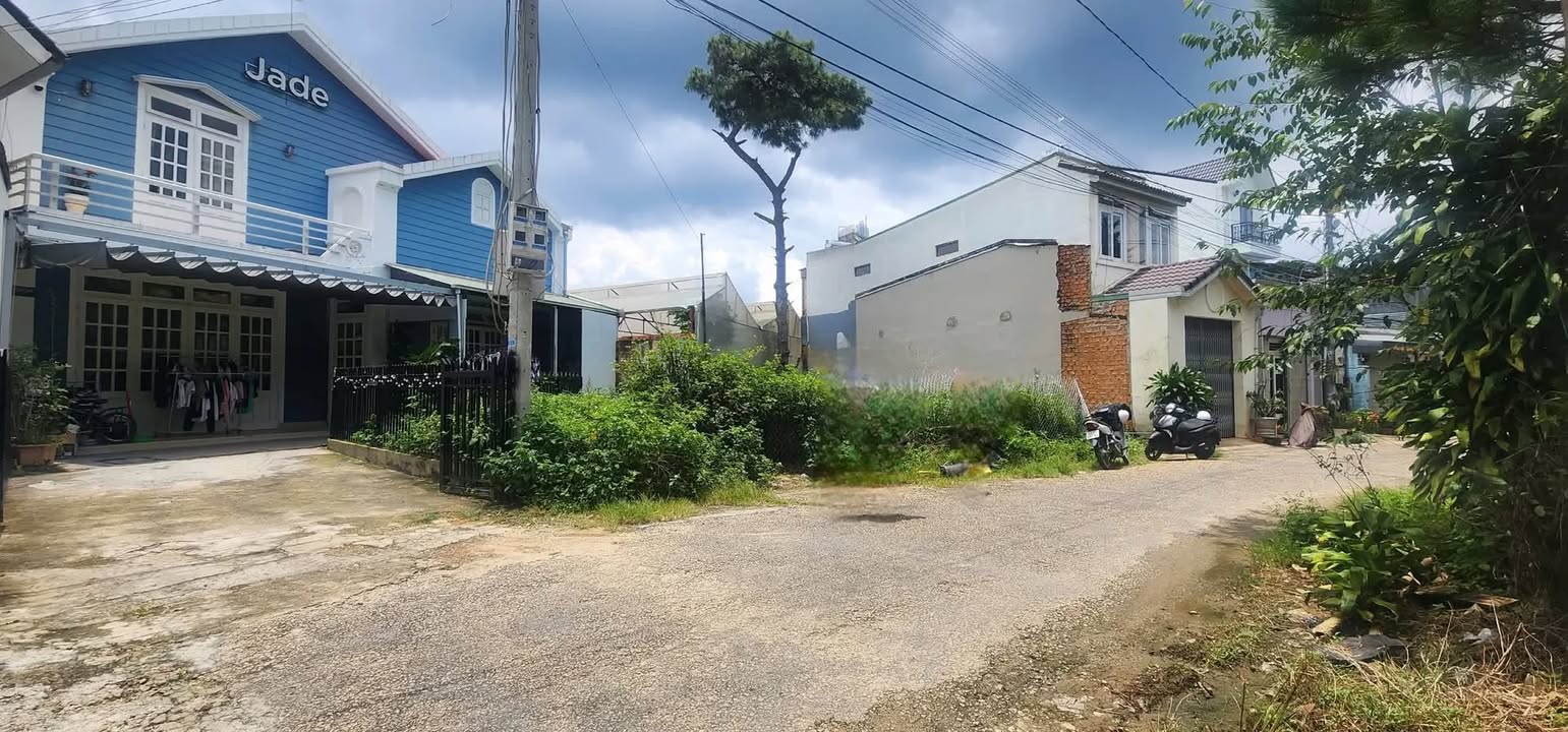 Đất nền hẻm thông Ngô Tất Tố, Đà Lạt 153,6m² giá 6 tỷ - Tiềm năng đầu tư lớn!
