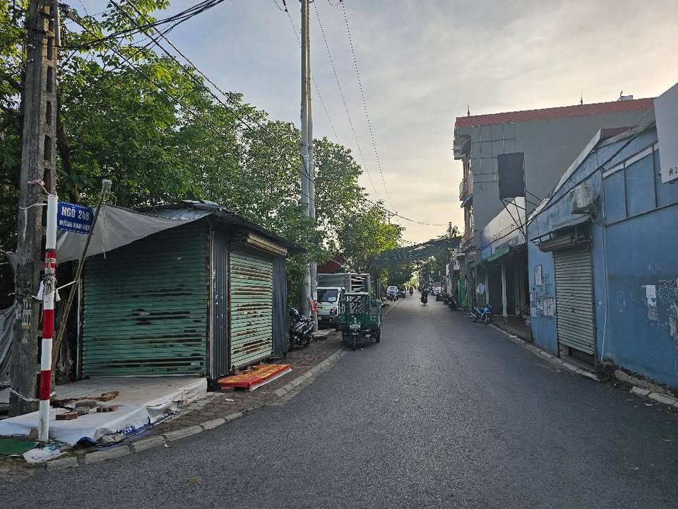 Nhà Trùng Quán, Gia Lâm 165m² giá 10-11 tỷ - Xưởng gia công may mặc sẵn sàng!