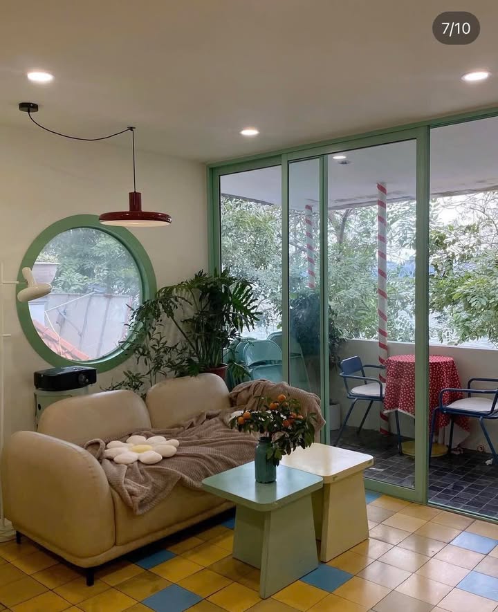 Quán cafe cho thuê tại Vệ Hồ, Tây Hồ 100m² giá 15 triệu - View hồ tuyệt đẹp!