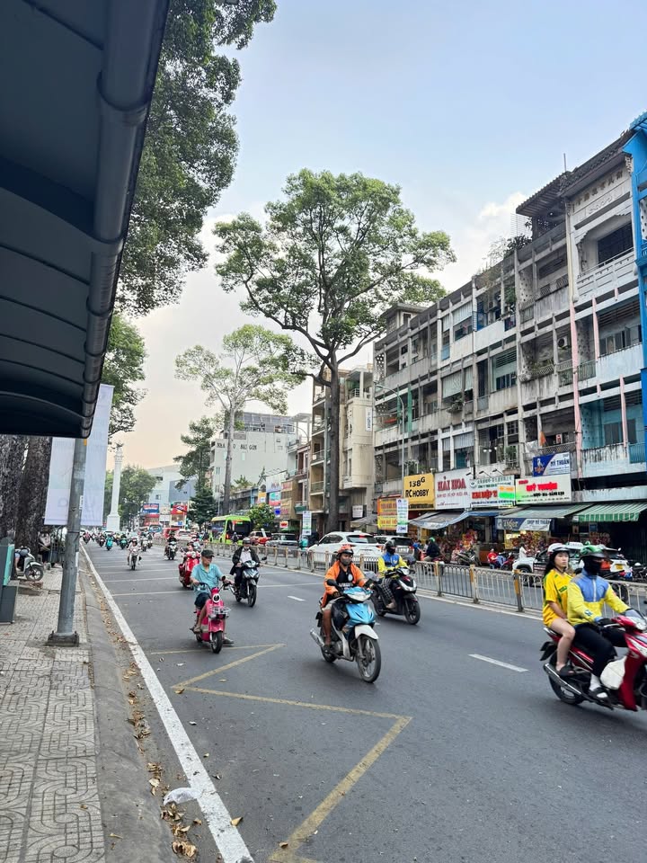 FrontHouse Nguyễn Tri Phương Quận 10 110m² giá 43 tỷ - Mặt tiền đẹp, đầu tư sinh lời!