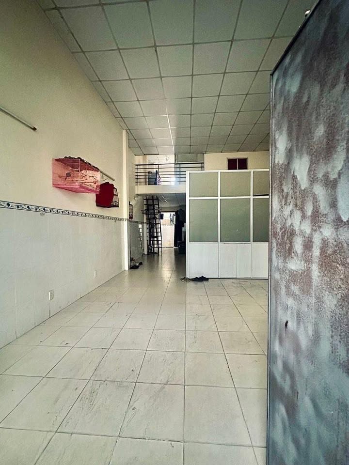 Nhà Bàu Cát, Tân Bình 76m² giá 6.8 tỷ - Nở hậu tài lộc, tiện xây mới!