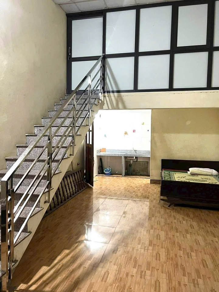 Nhà cho thuê 1,5 tầng tại Ngõ Hồng Bàng, Hải Phòng - Diện tích 40m² chỉ 2.5 triệu/tháng!