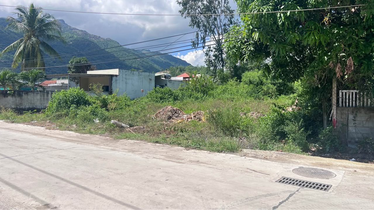 Đất nền 2700m² tại Nam Nha Trang - Giá chỉ 20 tỷ, đầu tư sinh lời ngay!