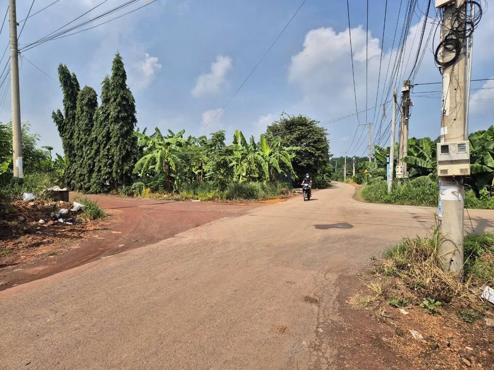 Đất nền 2 mặt tiền xã Bàu Hàm, Trảng Bom 1400m² giá 1.568 tỷ - Cơ hội đầu tư tuyệt vời!