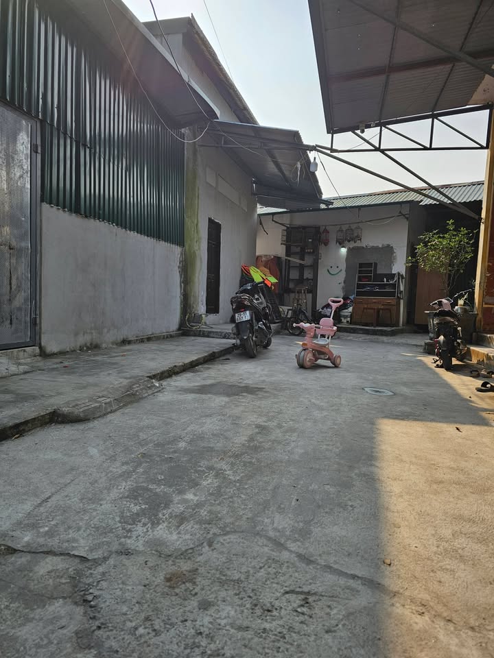 Nhà cấp 4 Xã Ngọc Hồi 120m² giá 3.5 tỷ - Sổ đỏ chính chủ