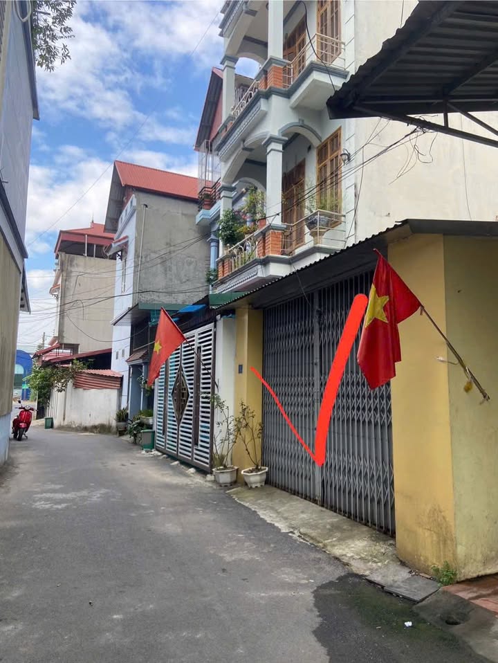 Nhà Ngõ 8 Phạm Văn Đồng Vĩnh Yên 87m² giá 2.7 tỷ - Chính chủ bán gấp!