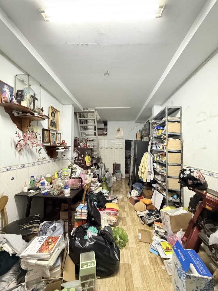 Nhà hẻm Bà Hạt, Quận 10, 34m² giá 6.5 tỷ - Vị trí đẹp gần vòng xoay Lý Thái Tổ!