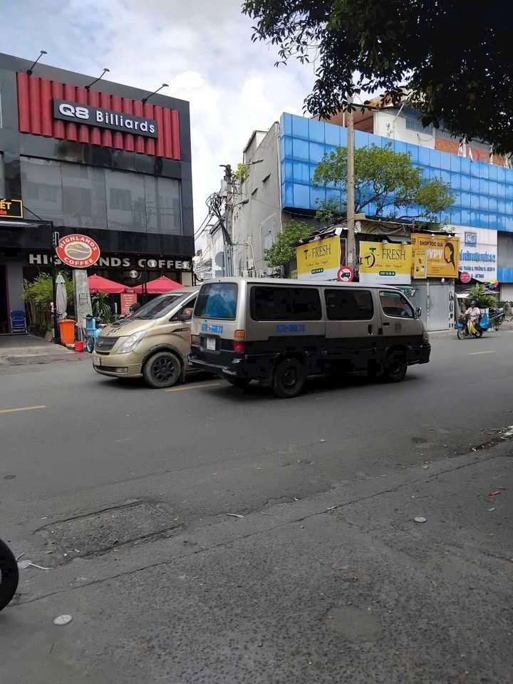 Nhà đẹp Quận 10, 64m² giá 9 tỷ - Ô tô vào tận nhà!