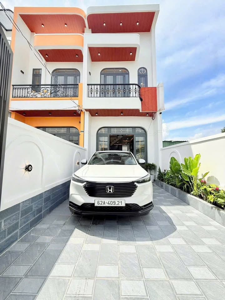 Nhà Lầu 106m² Xã Phước Lý, Cần Giuộc - Giá 3.07 Tỷ - Thiết kế Sang Trọng, Full Nội Thất!