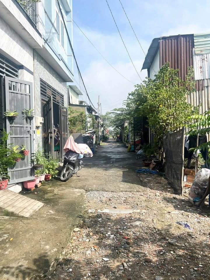 Đất nền 40m² Huyện Bình Chánh giá 450 triệu - Hẻm xe tải thuận tiện