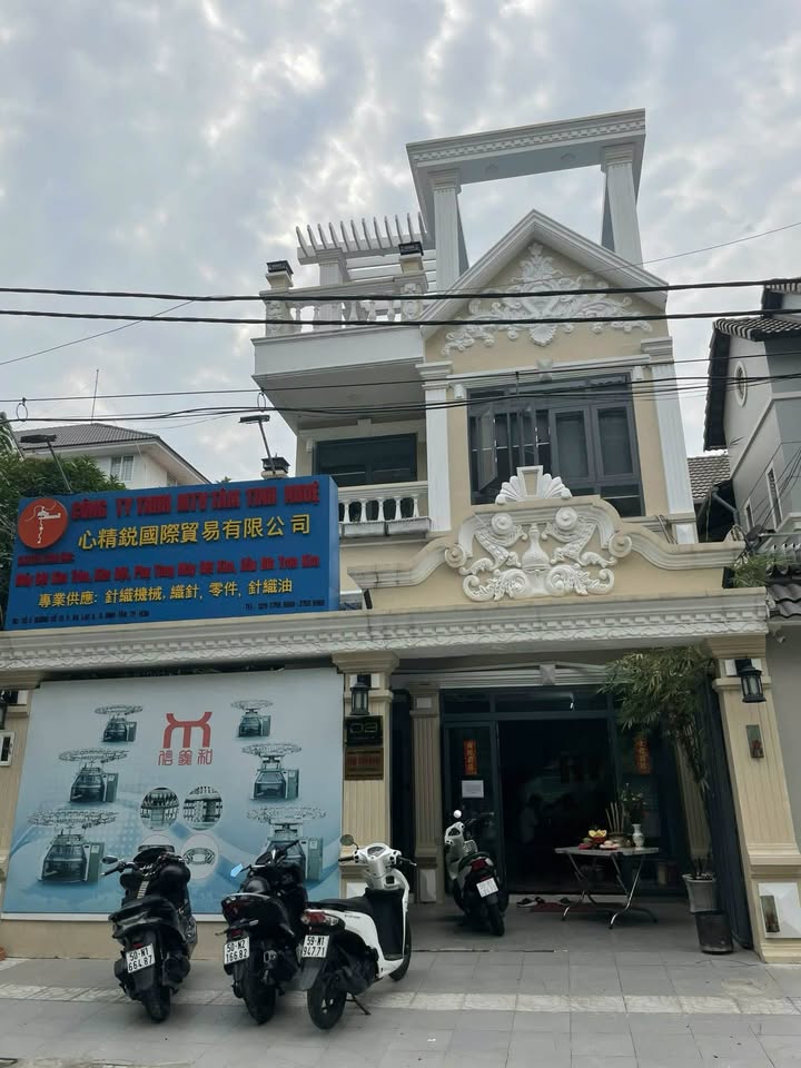 Nhà phố Quận Bình Tân 160m² giá 19.6 tỷ - Chính chủ bán gấp!